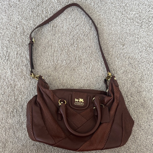 Coach Rich Brown Shoulder Bag - Picture 1 of 5